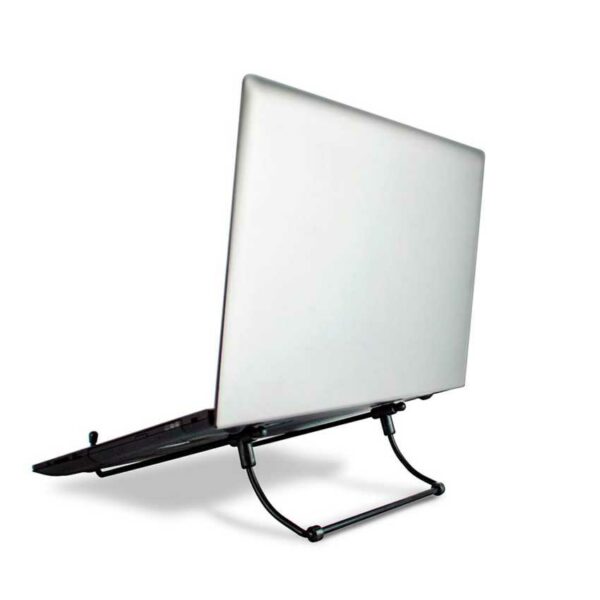 BF8AF2E9C1C3A053B4D378C813BB73F6